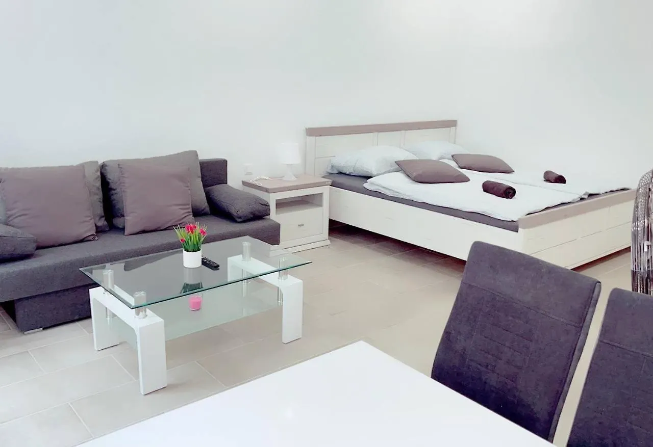Queen Apartment 4P Wl Vienna