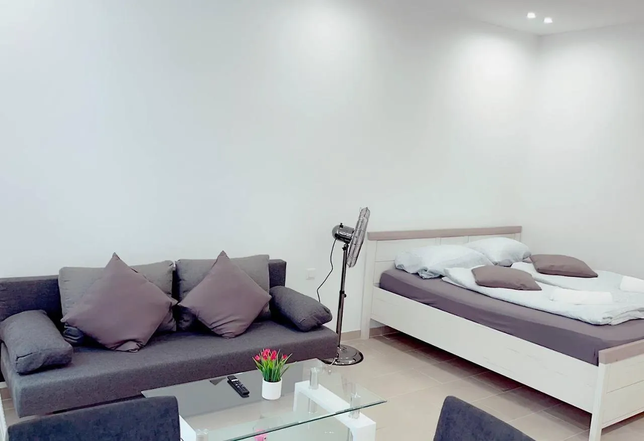 Queen Apartment 4P Wl Vienna
